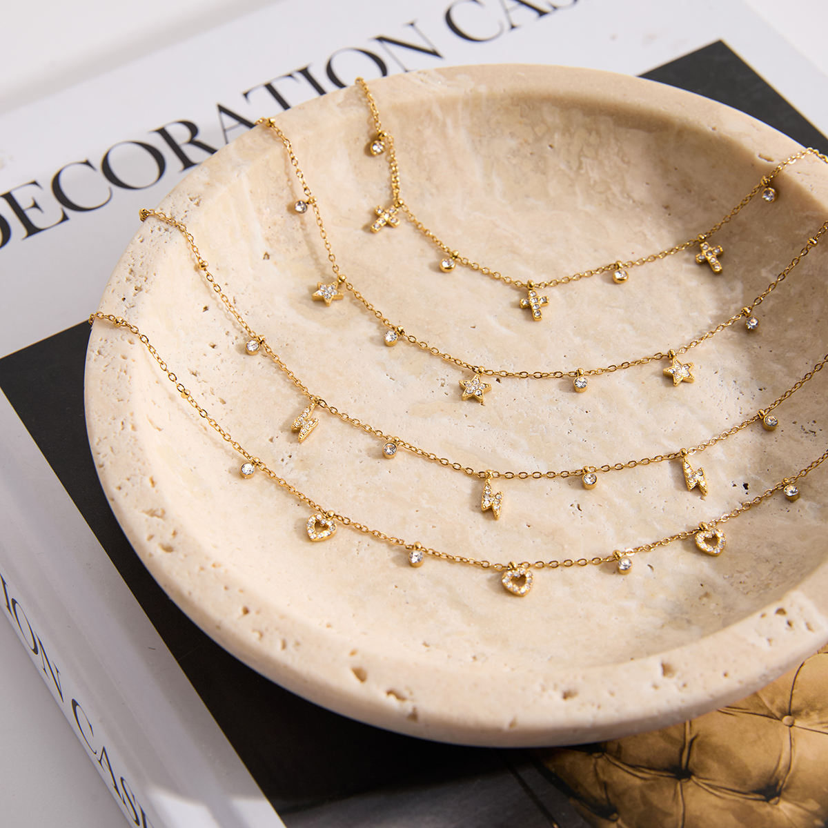 The Art of Wearing Less: Why Minimal Jewellery is Taking Over Indian Wardrobes
